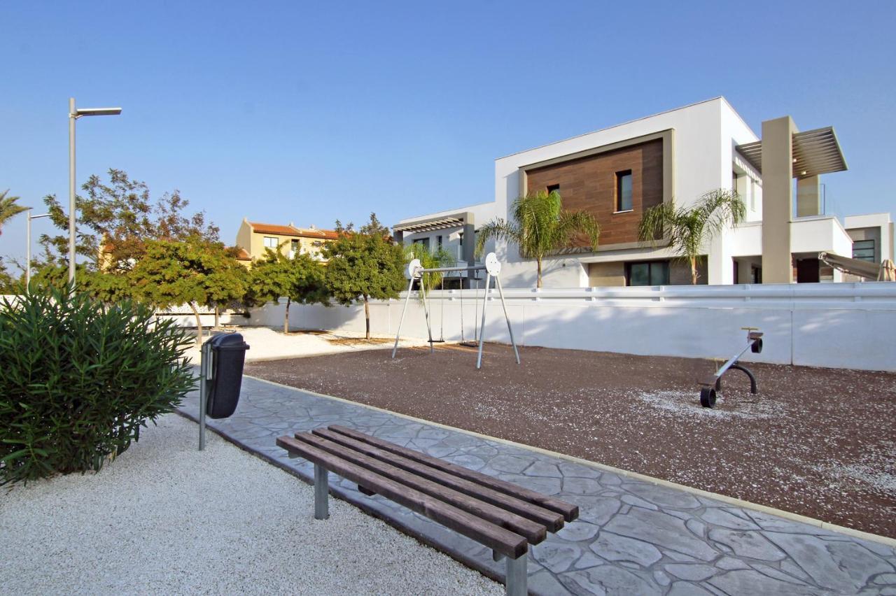 Villa Mey Protaras Exteriör bild